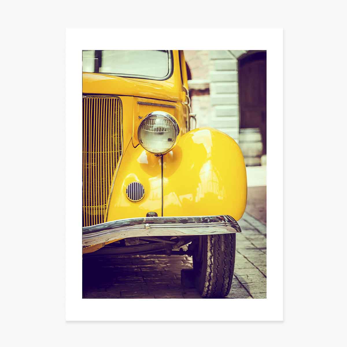 Poster met een gele vintage auto